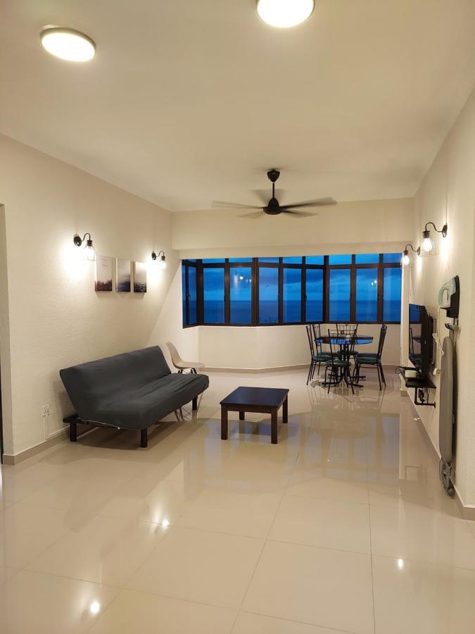 Batu Ferringhi Luxury Seaview Suite - 3Br 外观 照片