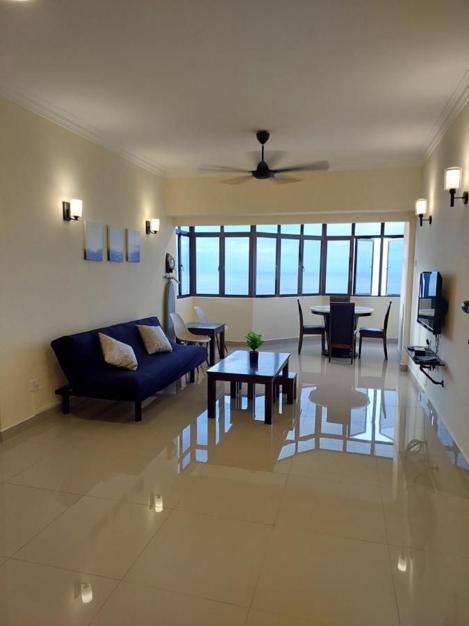 Batu Ferringhi Luxury Seaview Suite - 3Br 外观 照片