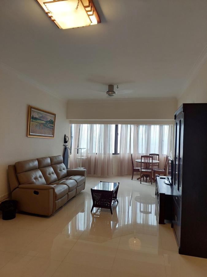 Batu Ferringhi Luxury Seaview Suite - 3Br 外观 照片