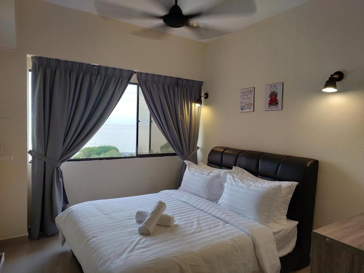 Batu Ferringhi Luxury Seaview Suite - 3Br 外观 照片
