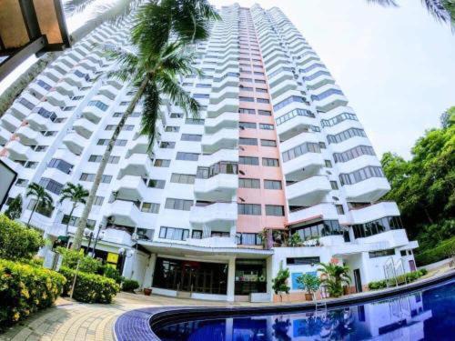 Batu Ferringhi Luxury Seaview Suite - 3Br 外观 照片